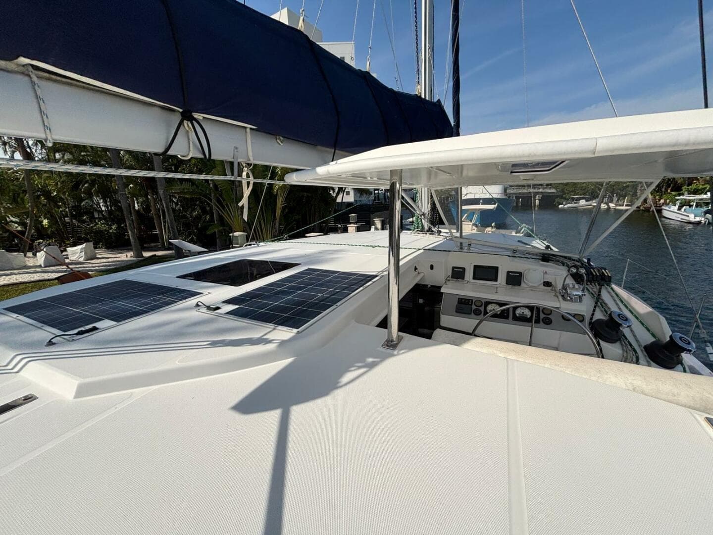 2019-leopard-40-sail-9726073-20250325073350844-1_XLARGE.jpg