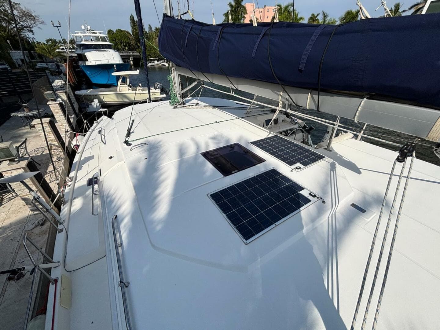 2019-leopard-40-sail-9726073-20250325073348841-1_XLARGE.jpg