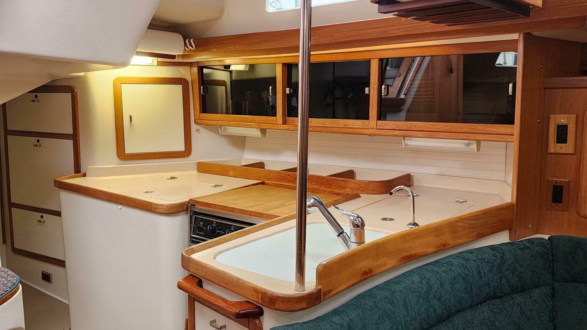 1998 Catalina 42 mark II