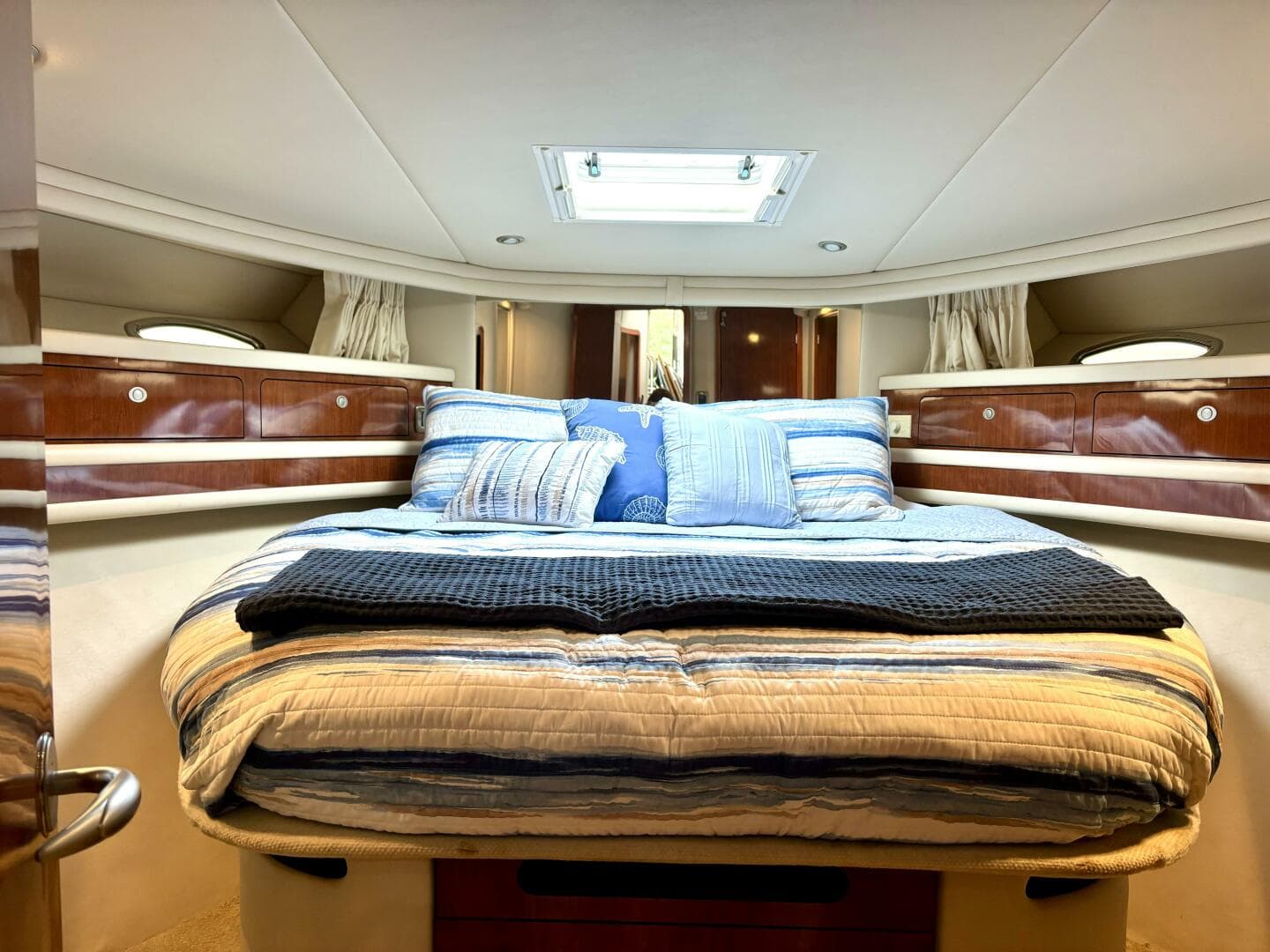 2004 Sea Ray 48 Sedan Bridge