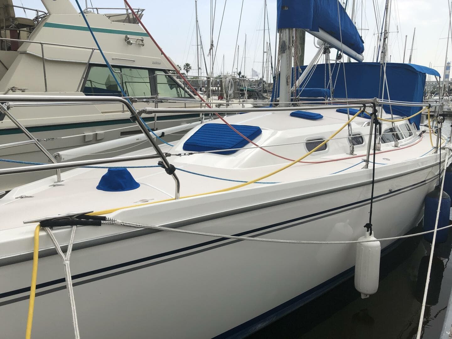 2003 Catalina 350
