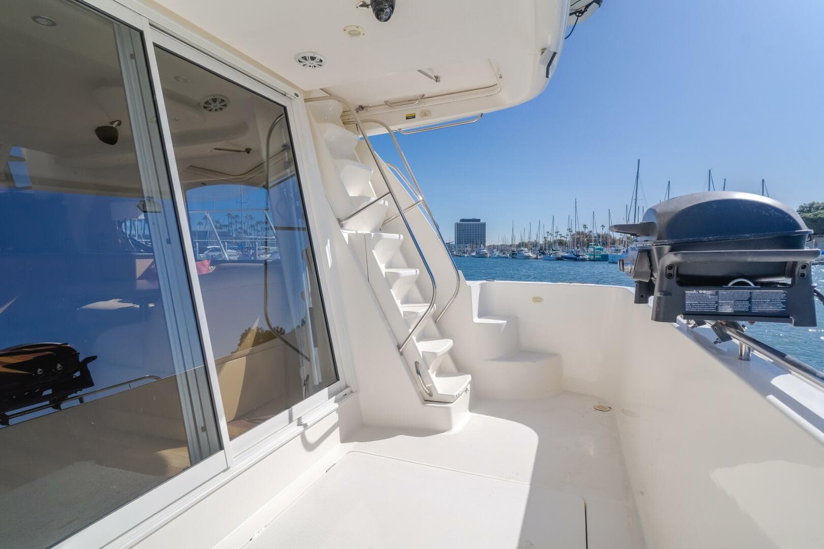 2004 Meridian 540 Pilothouse