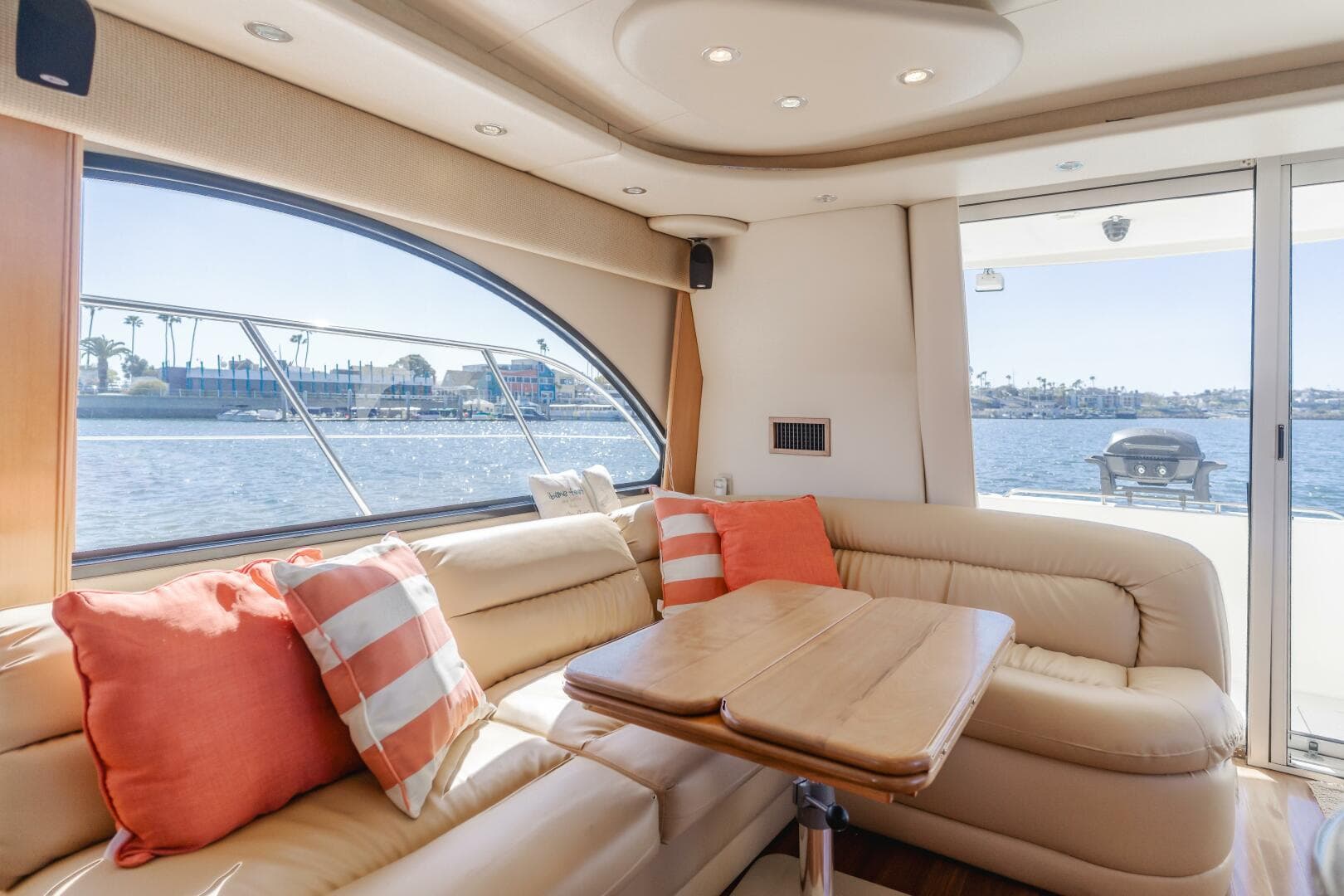 2004 Meridian 540 Pilothouse