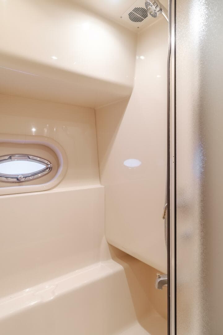 2004 Meridian 540 Pilothouse