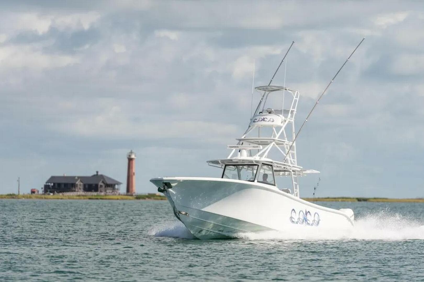 2019 Yellowfin 42 Center Console