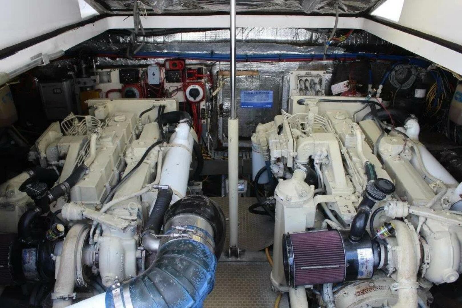 2002 Luhrs Express 36