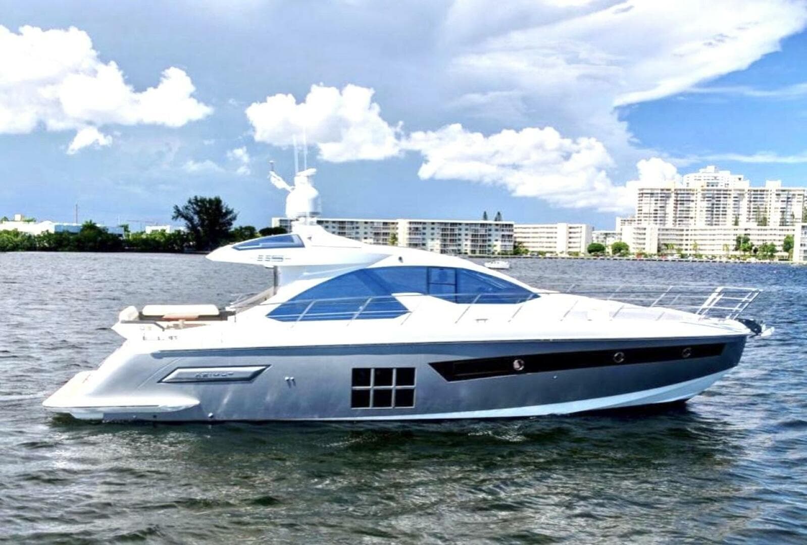 2013 Azimut 55S