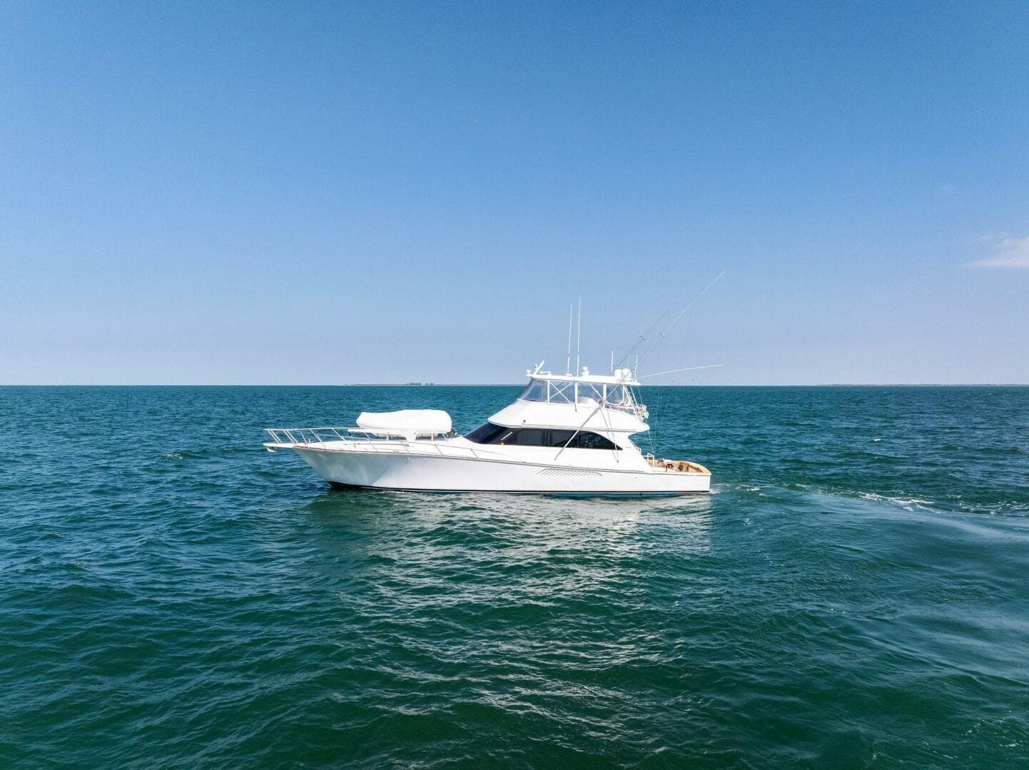 2002 Viking 65 Convertible 'Cajun Queen'