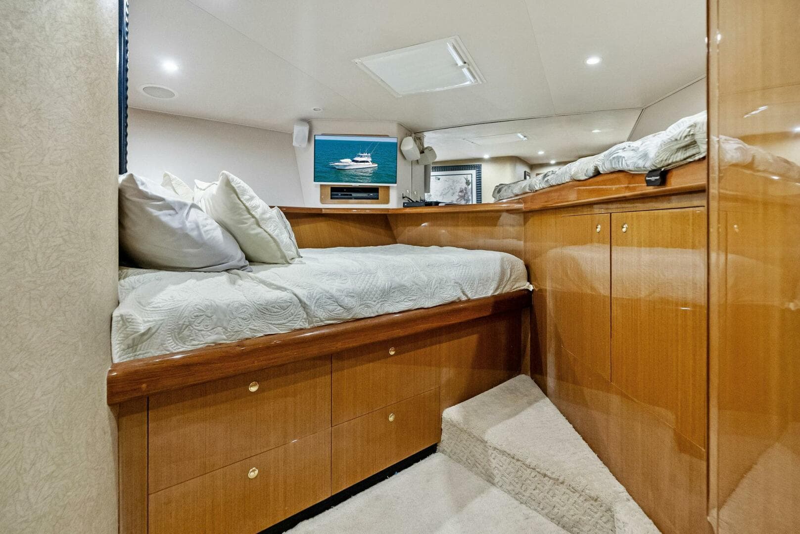 2002 Viking 65 Convertible 'Cajun Queen'