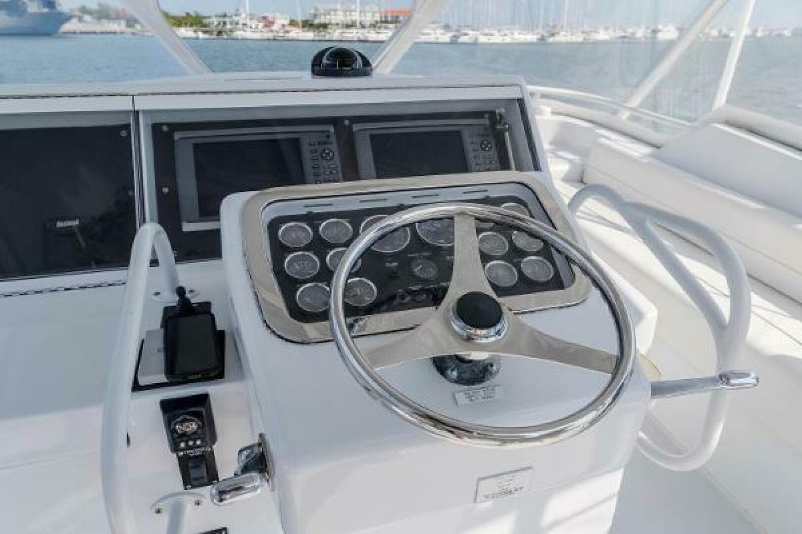 Hatteras 50 Tide Up II - Flybridge