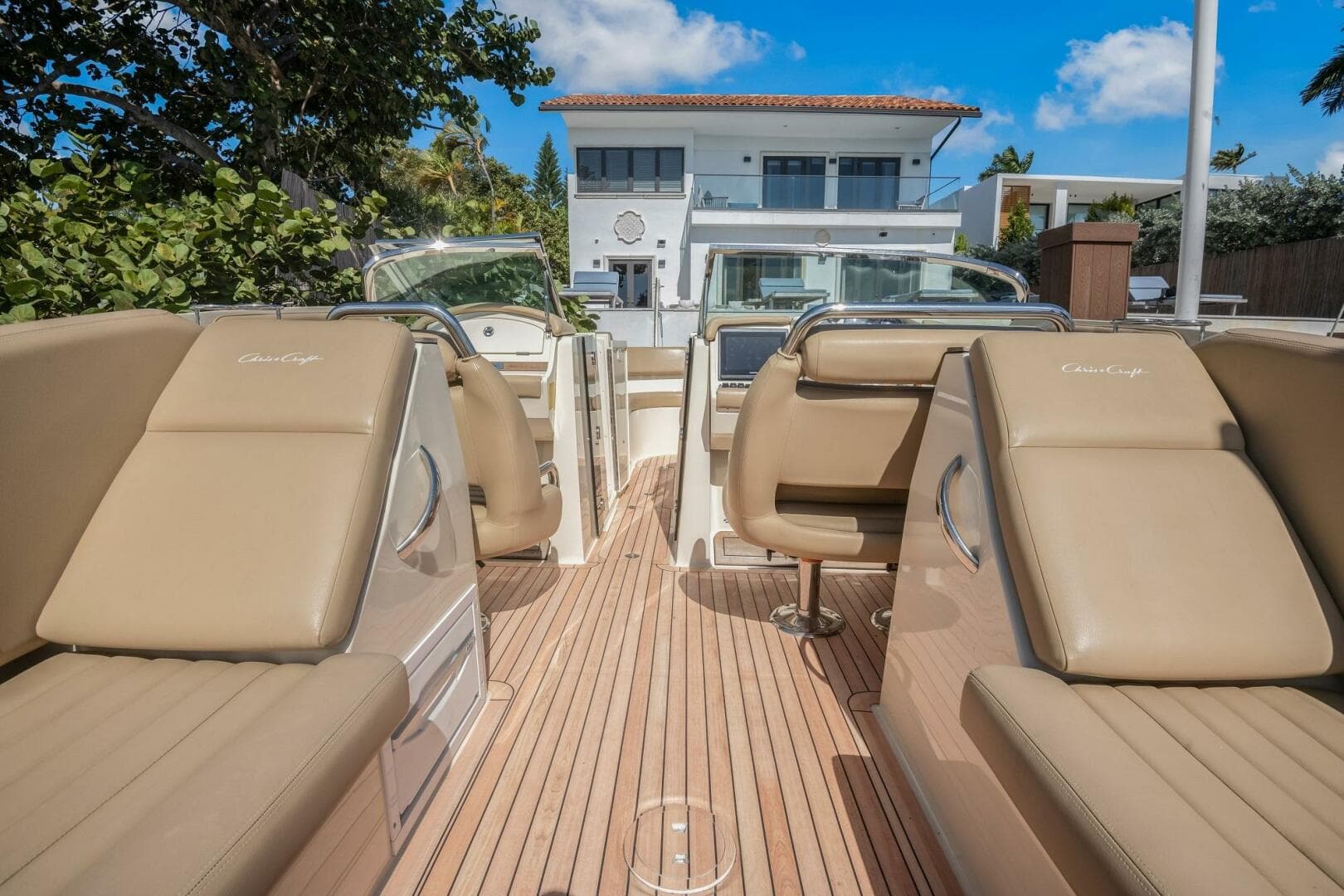 2013 Chris-Craft Launch 32