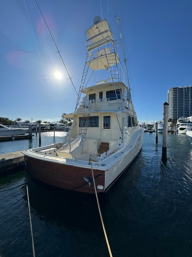 1985 Hatteras Enclosed Bridge