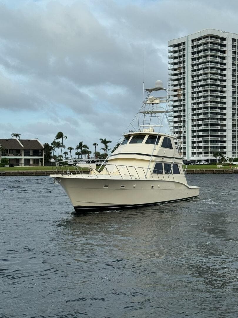 1985 Hatteras Enclosed Bridge