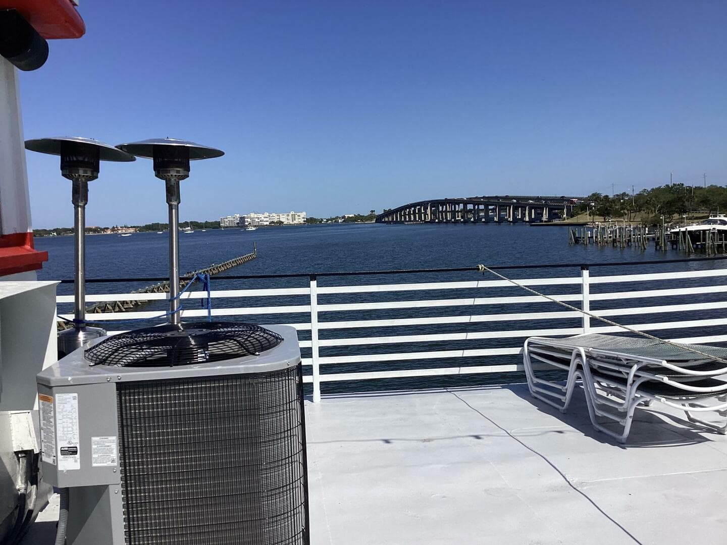 1984 Custom Vinette 99 Paddle Wheel