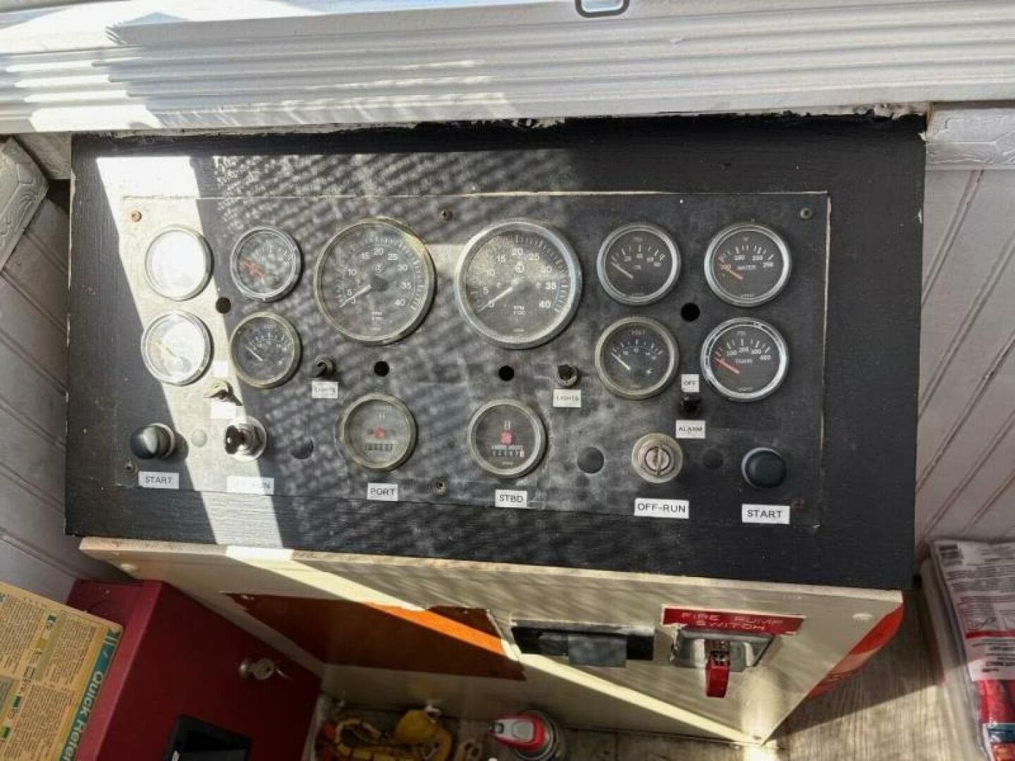 1984 Custom Vinette 99 Paddle Wheel