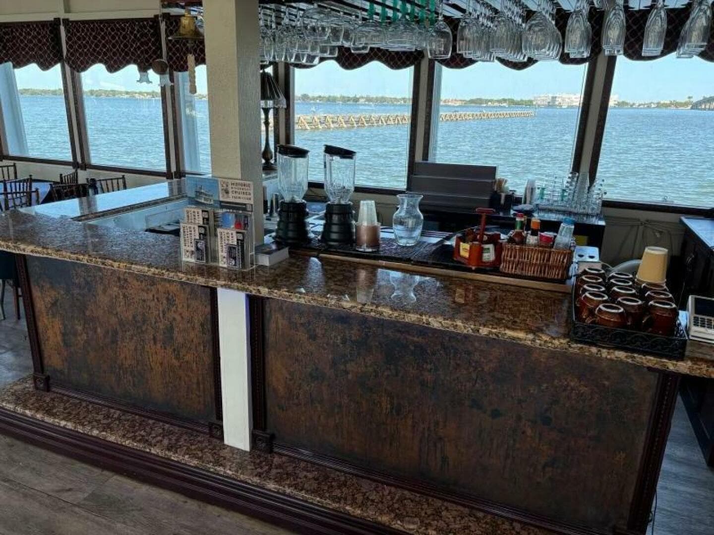 1984 Custom Vinette 99 Paddle Wheel