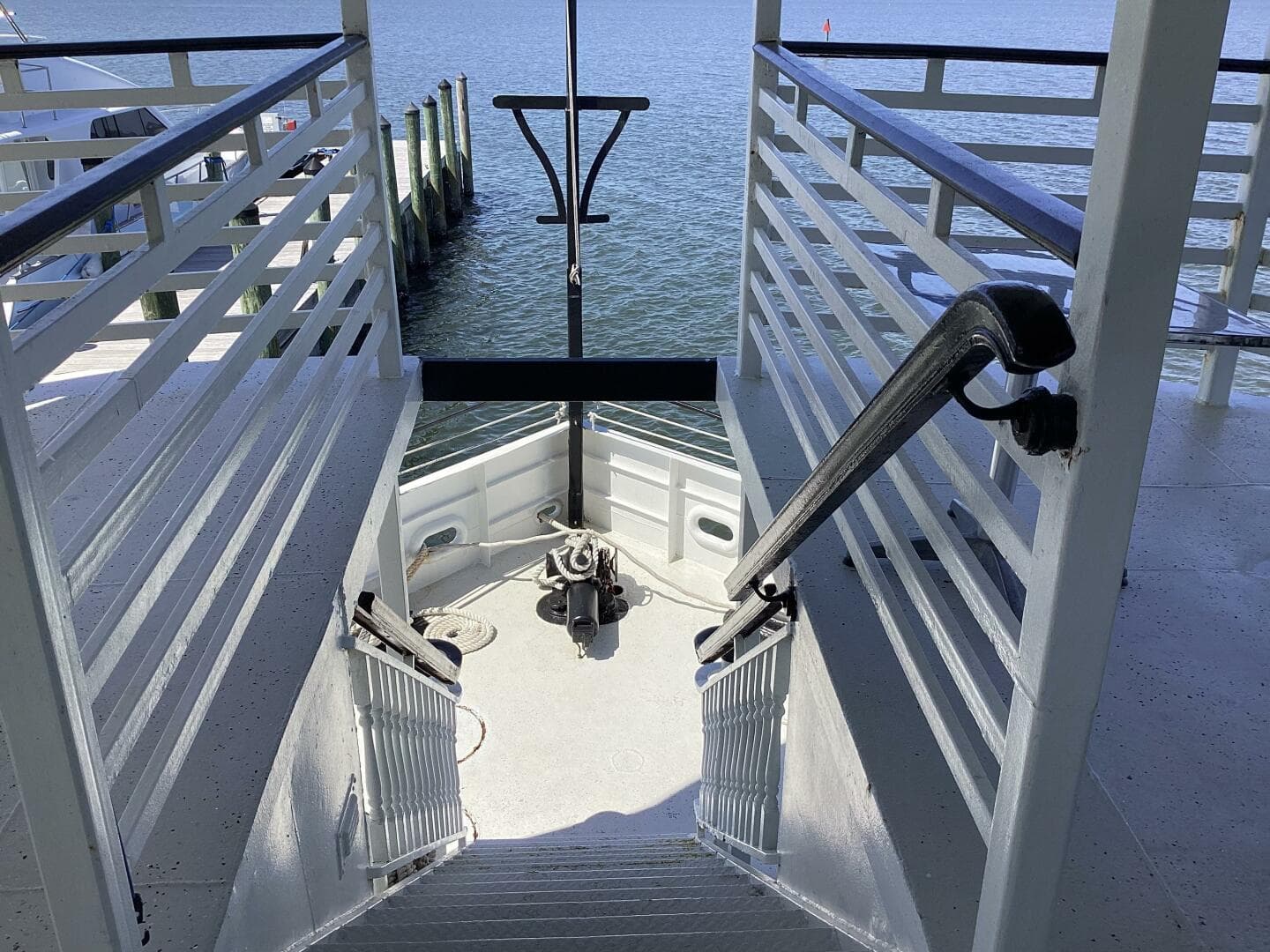 1984 Custom Vinette 99 Paddle Wheel