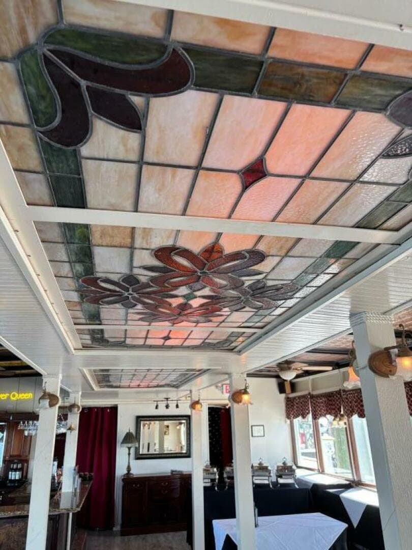 1984 Custom Vinette 99 Paddle Wheel