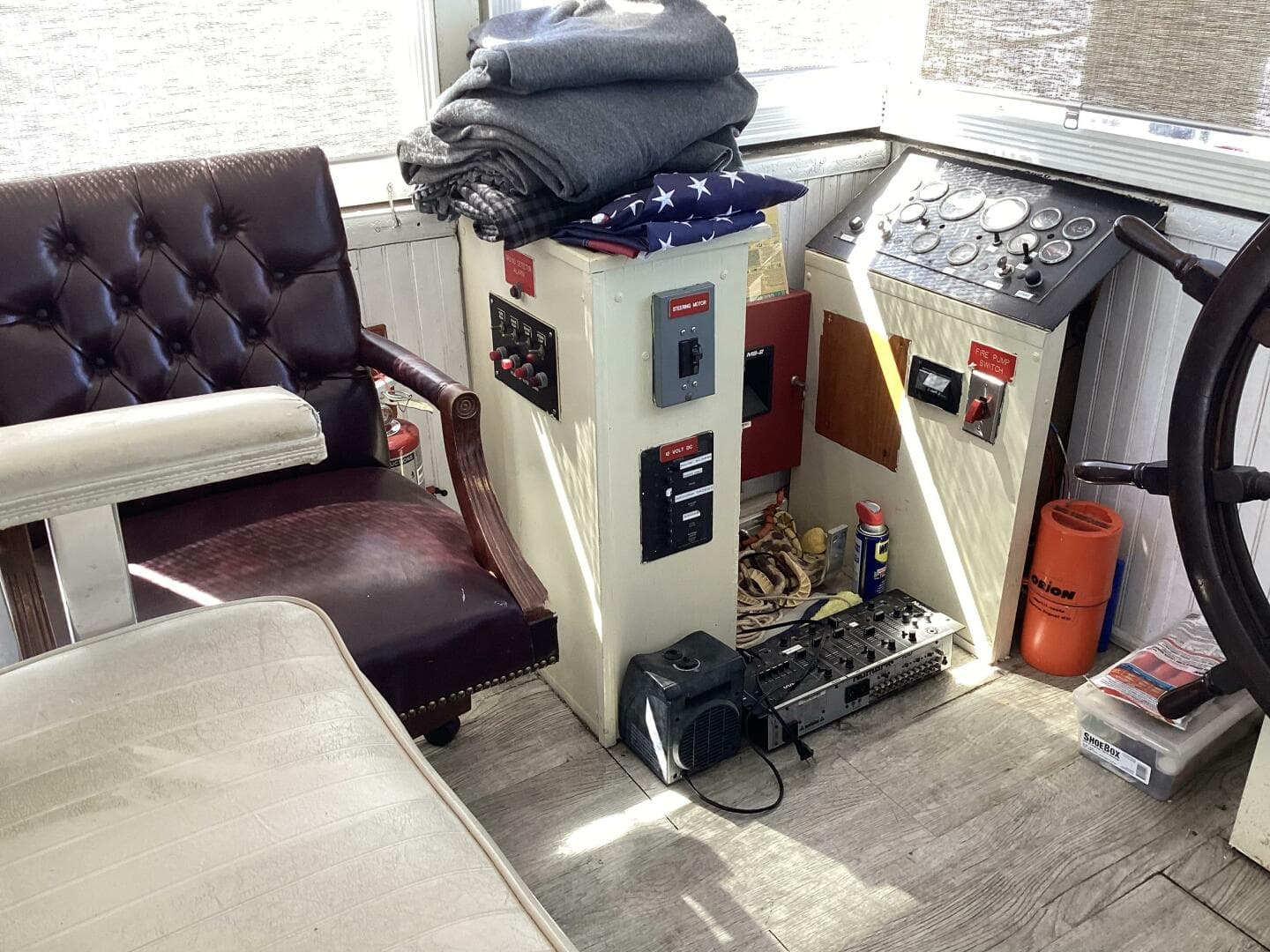 1984 Custom Vinette 99 Paddle Wheel