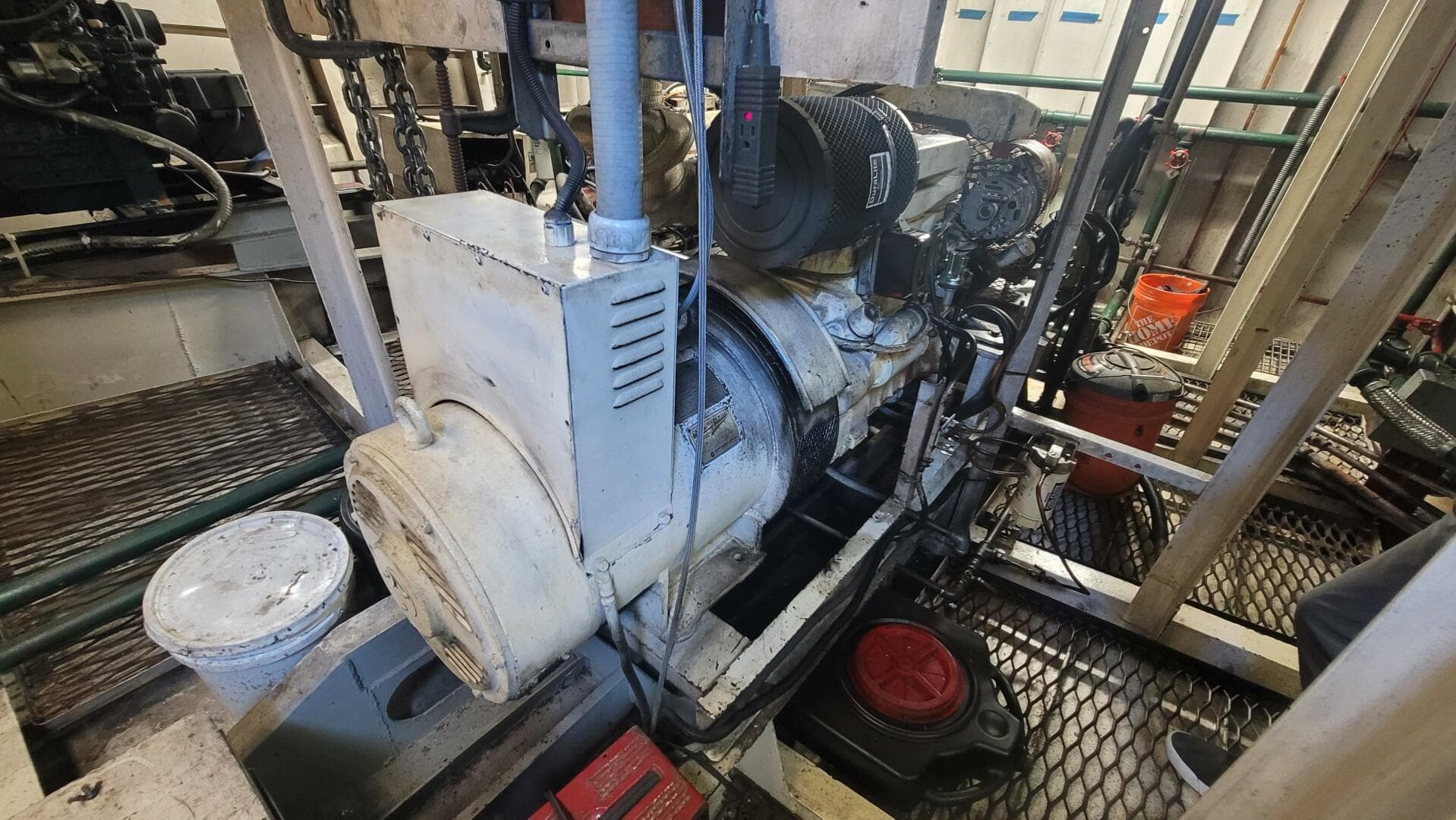 1984 Custom Vinette 99 Paddle Wheel