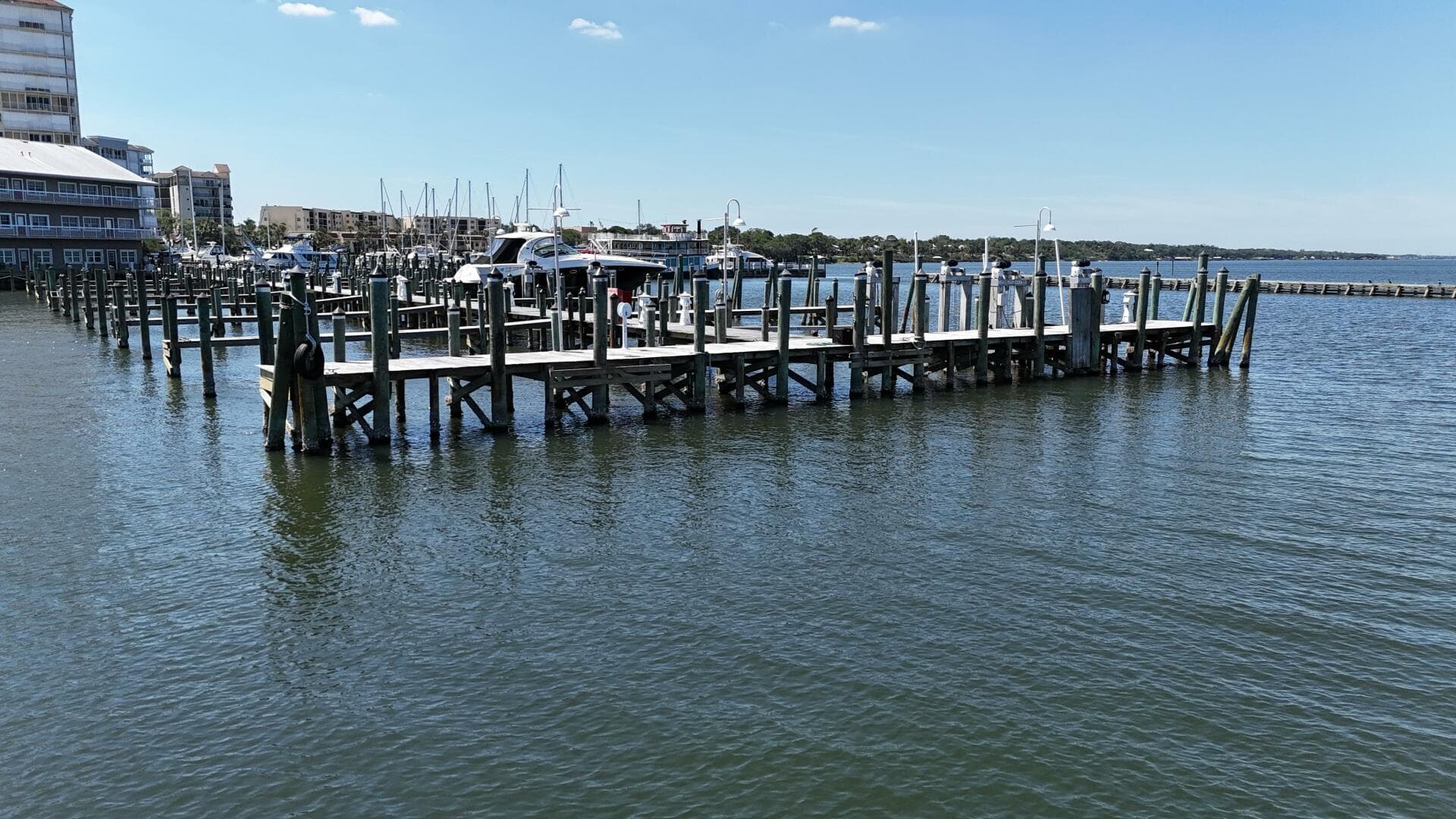 1984 Custom Vinette 99 Paddle Wheel