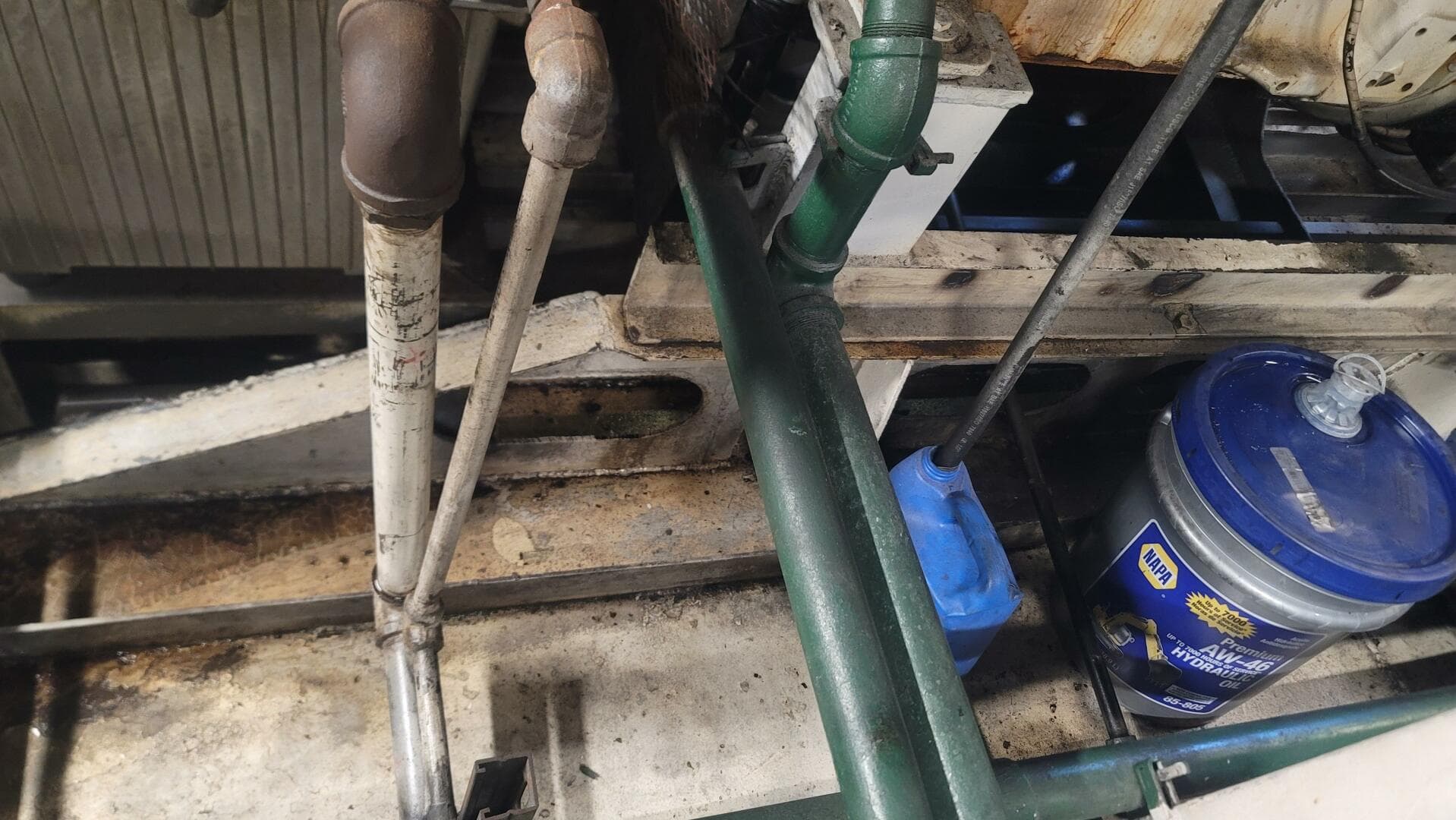 1984 Custom Vinette 99 Paddle Wheel