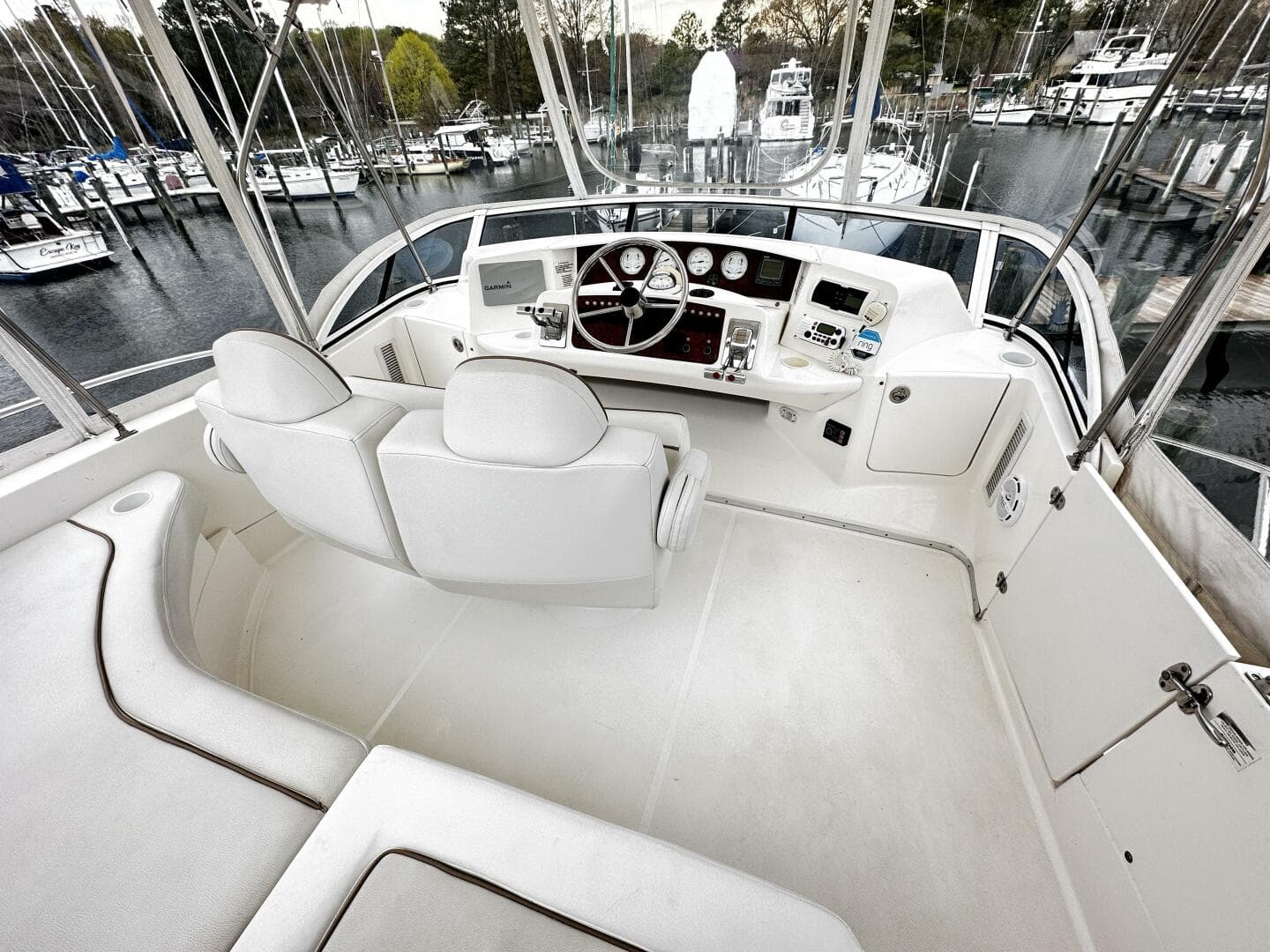 2005 Silverton 35 Motor Yacht