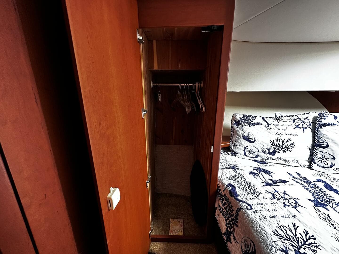 2005 Silverton 35 Motor Yacht