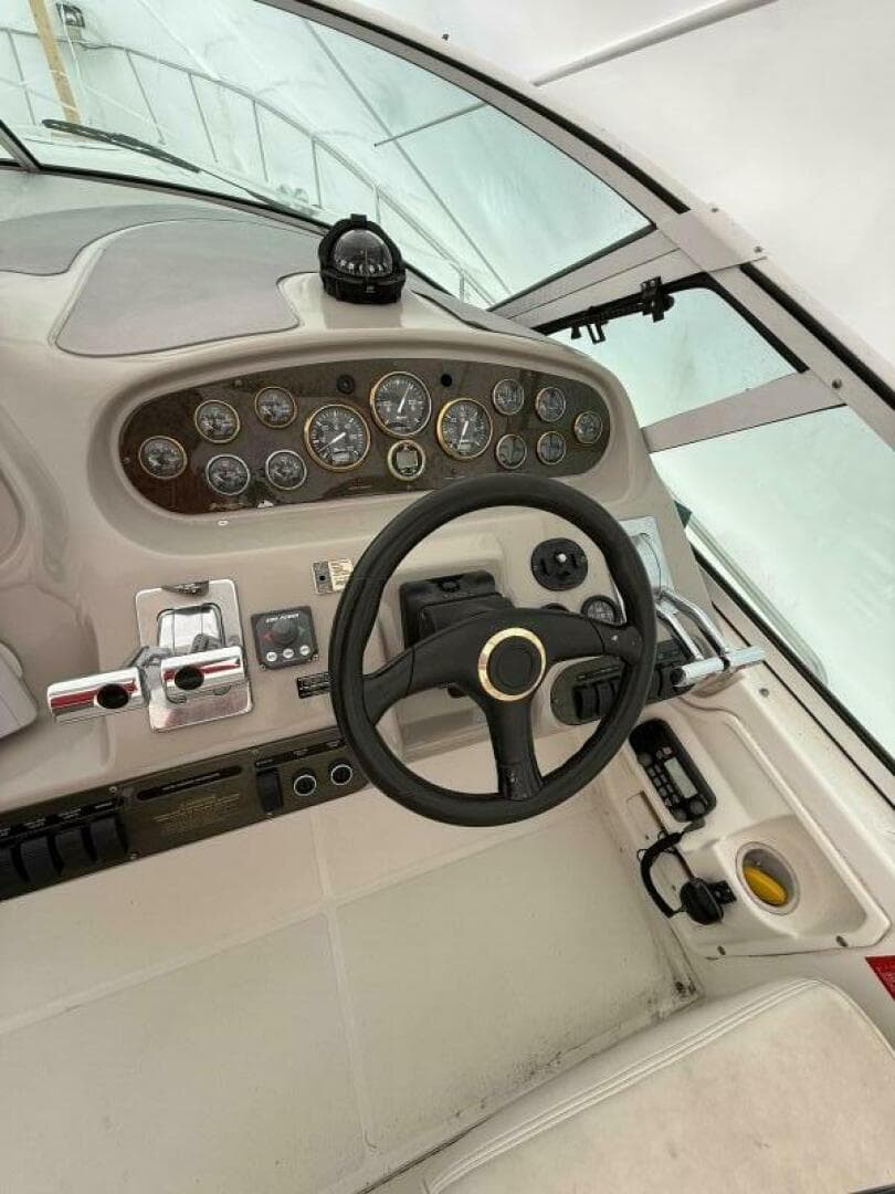 2001 Cruisers 3672 Express