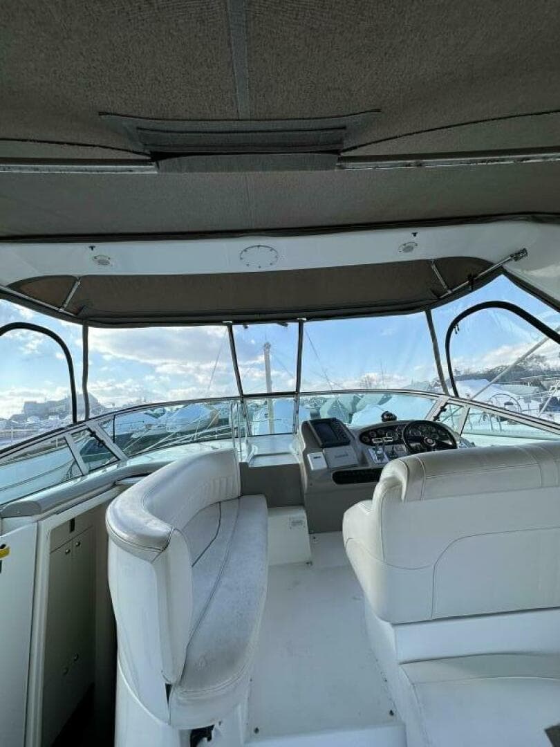 2001 Cruisers 3672 Express