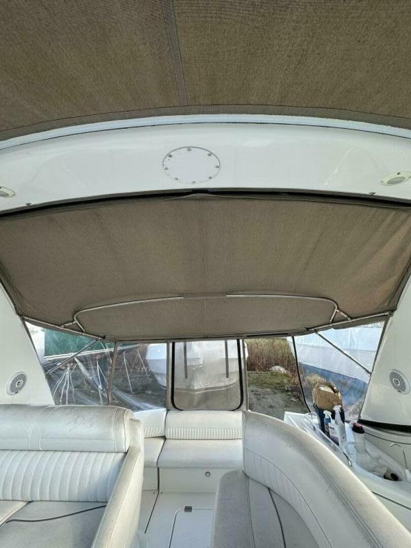 2001 Cruisers 3672 Express