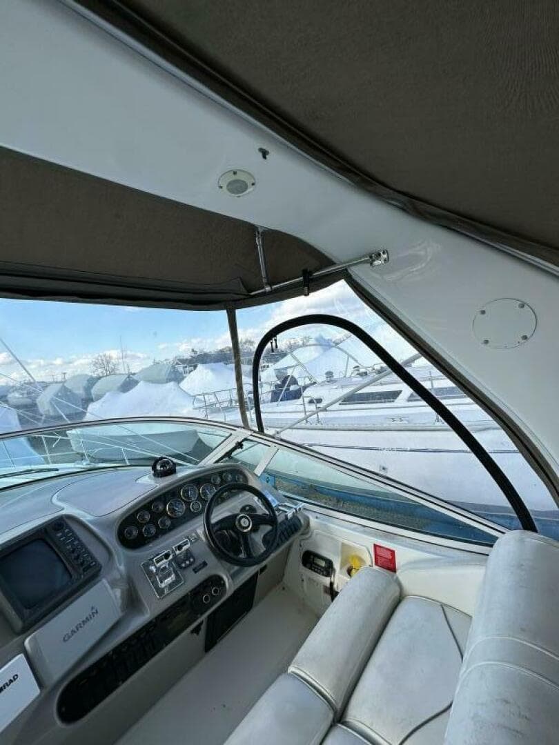 2001 Cruisers 3672 Express