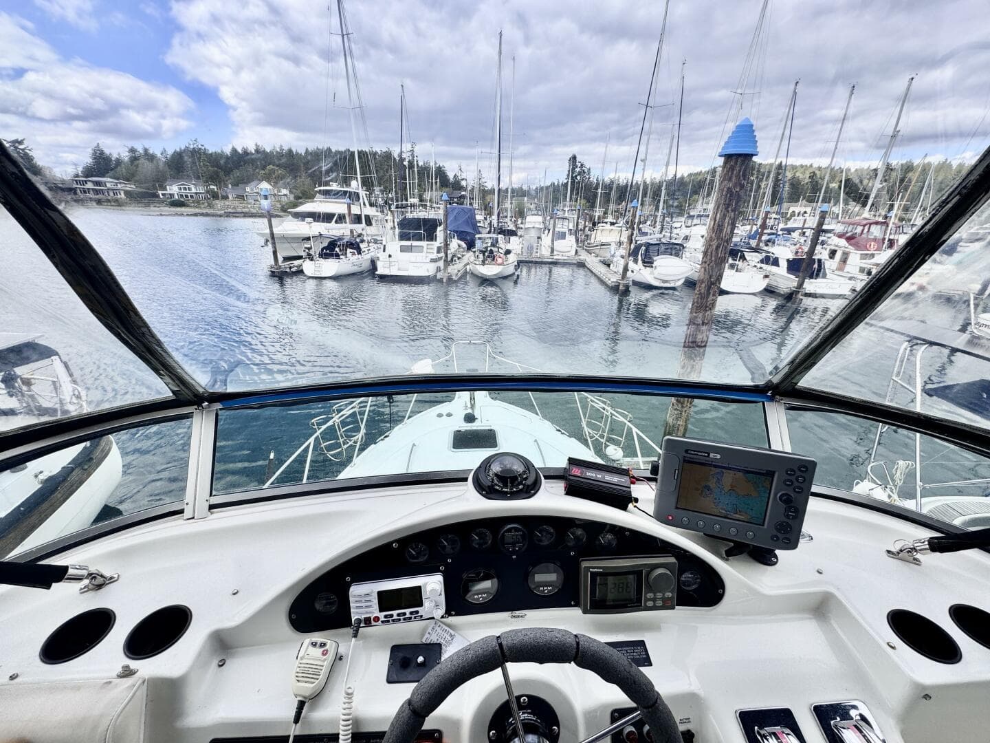 1998 Bayliner 4087