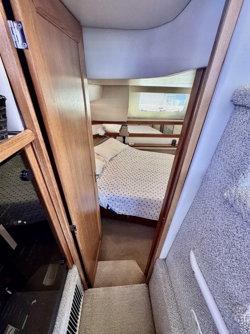 1998 Bayliner 4087