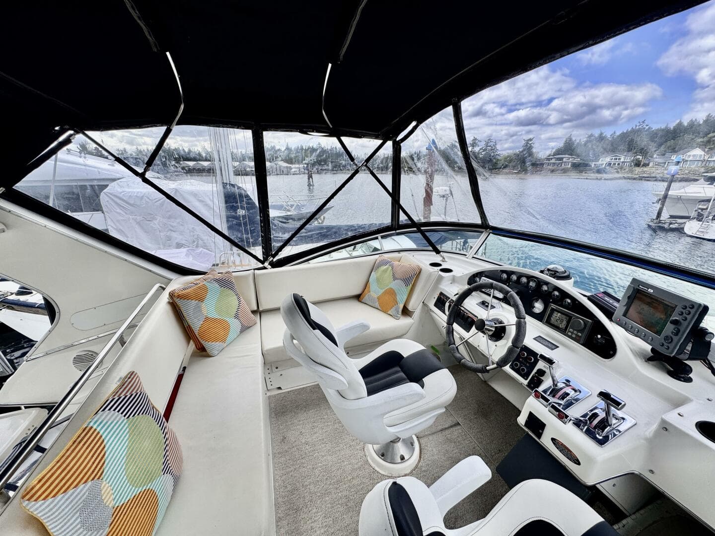 1998 Bayliner 4087