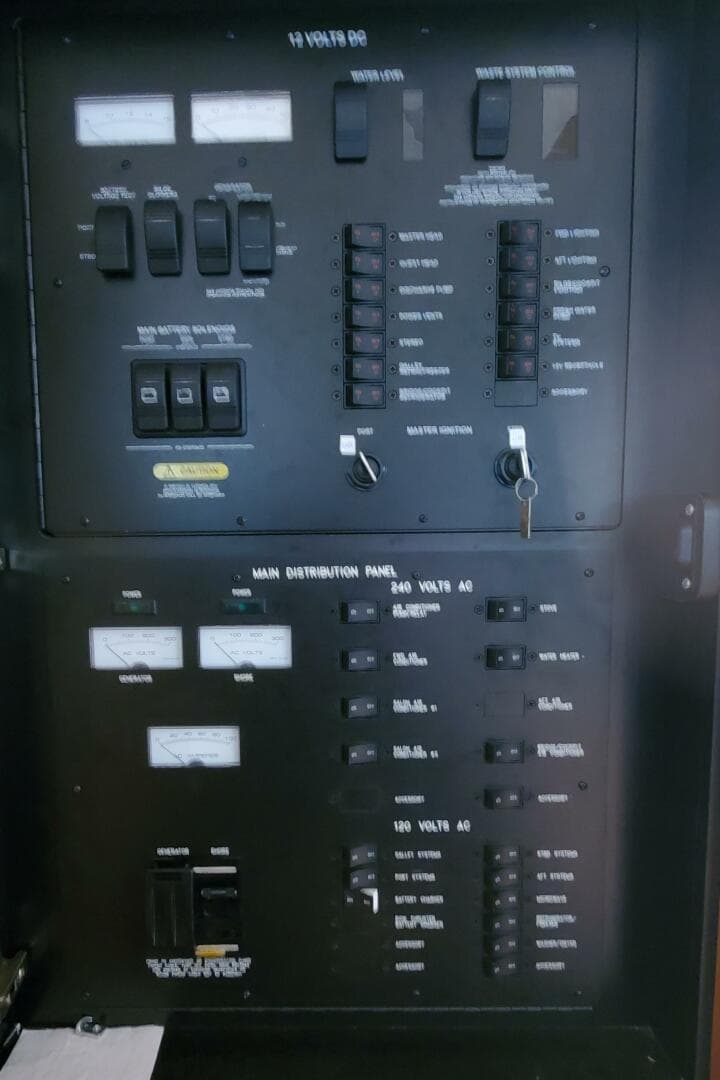 2012 Sea Ray 450 Sedan Bridge