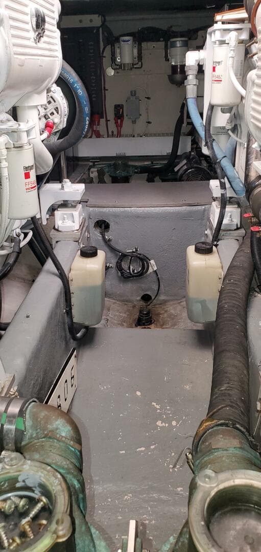 2012 Sea Ray 450 Sedan Bridge