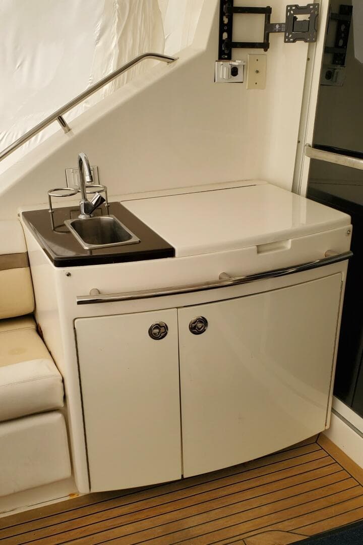 2012 Sea Ray 450 Sedan Bridge