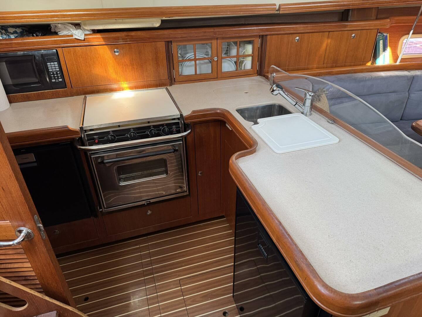 2007 Hunter Deck Salon