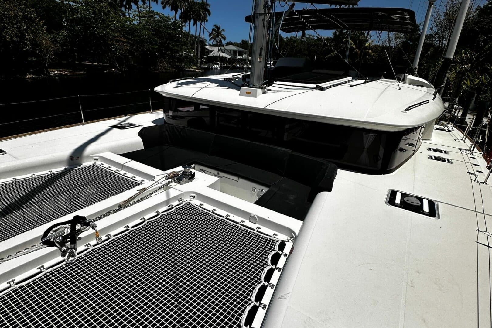 2017-lagoon-450-f-sail-9748460-20250417115241881-1_XLARGE.jpg