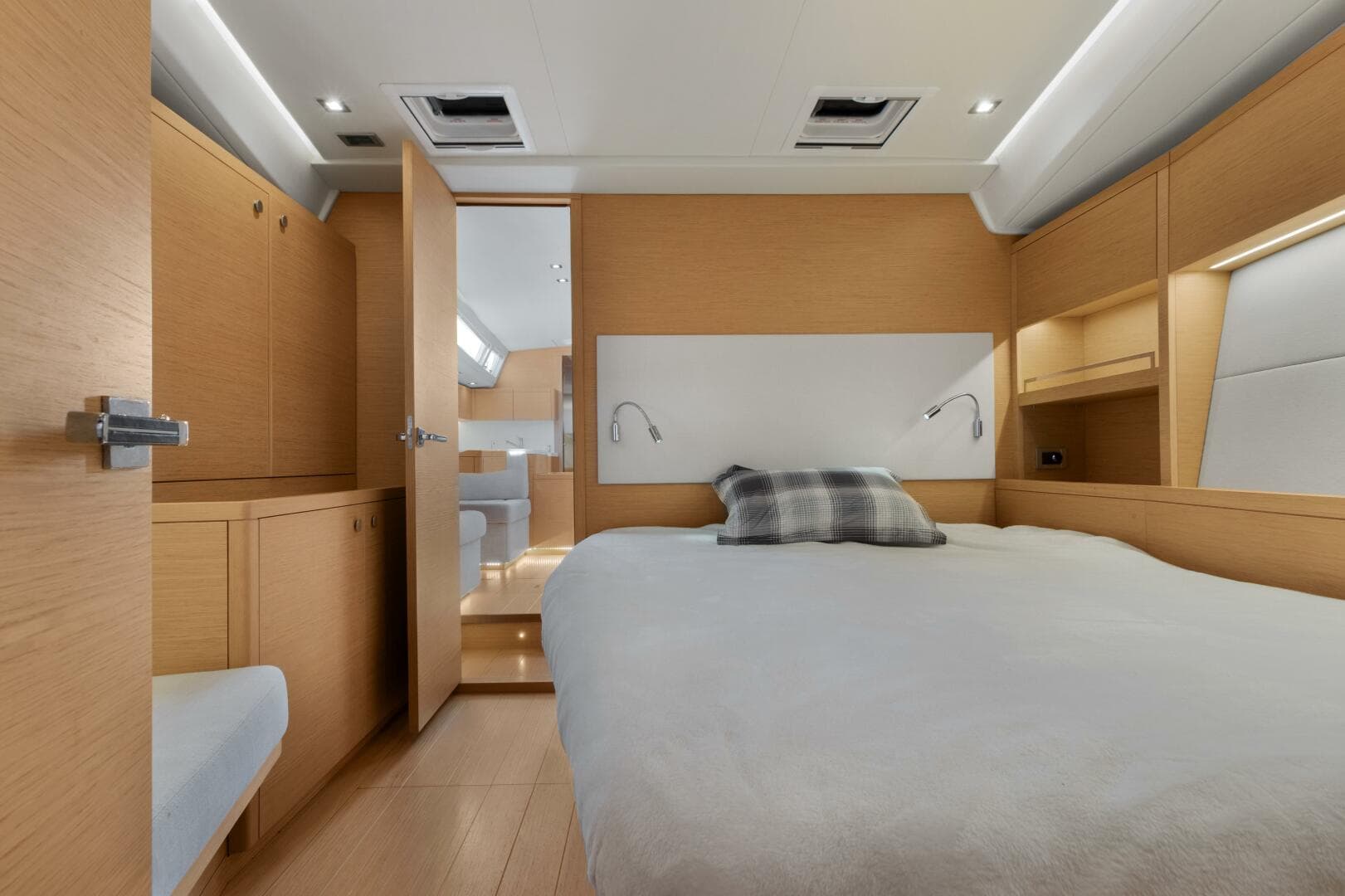 2017 Grand Soleil 52 Long Cruise