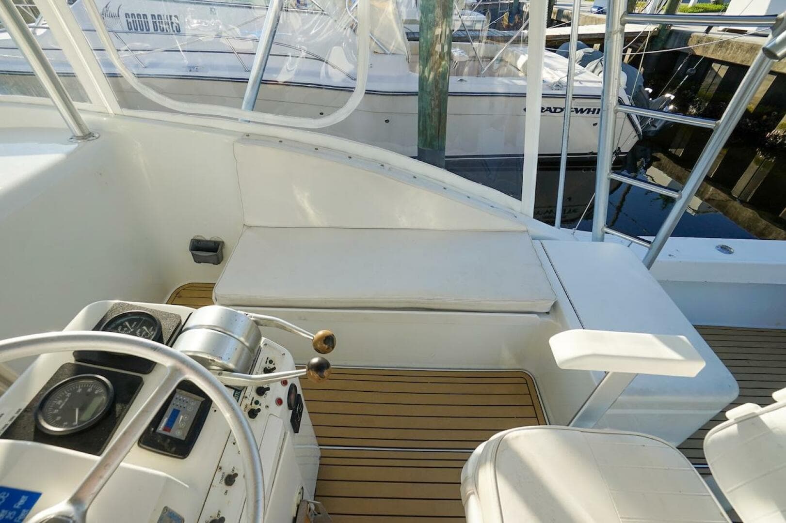 1997 Luhrs Tournament 320 Open
