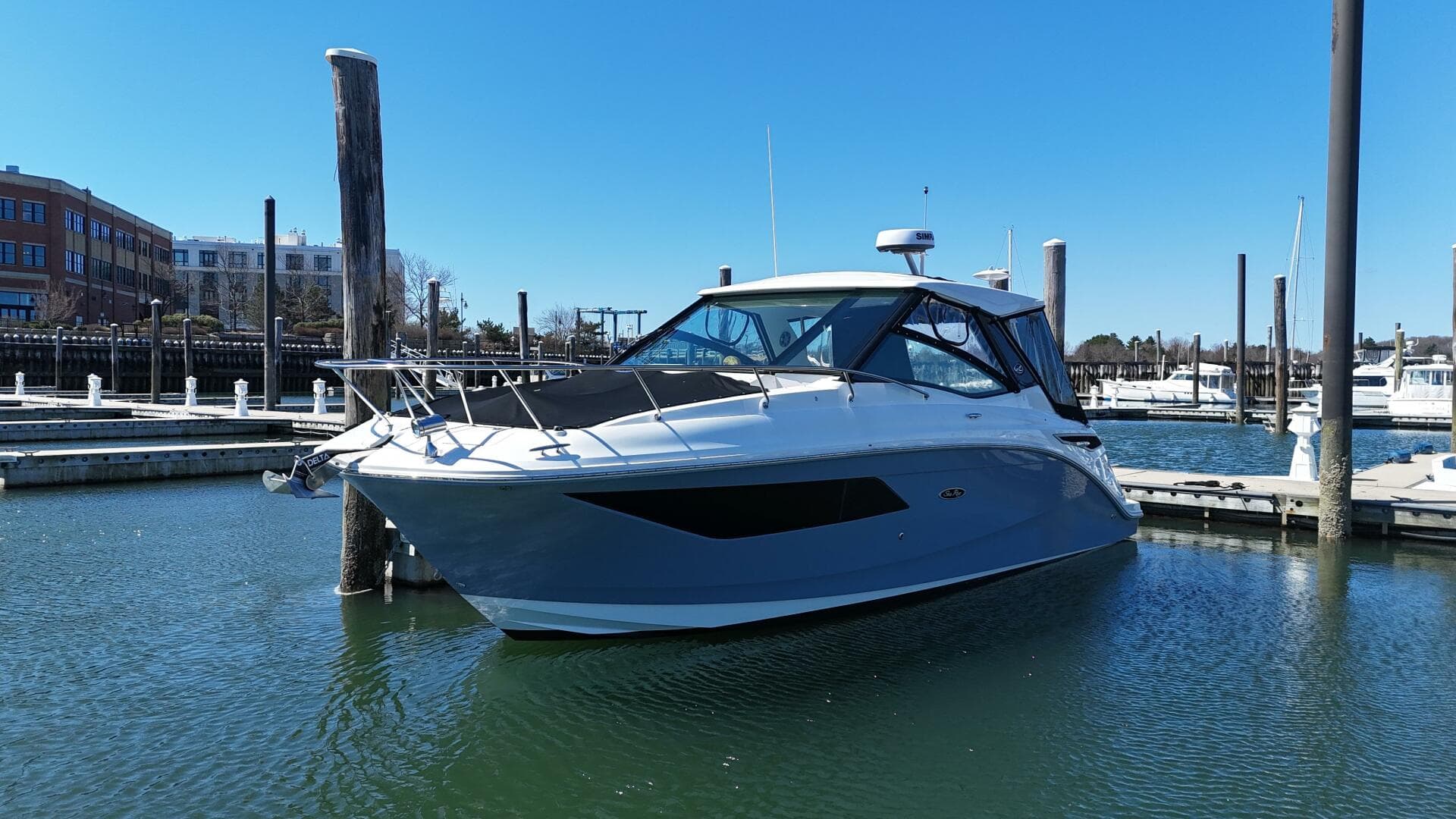 2023 Sea Ray 320 Sundancer