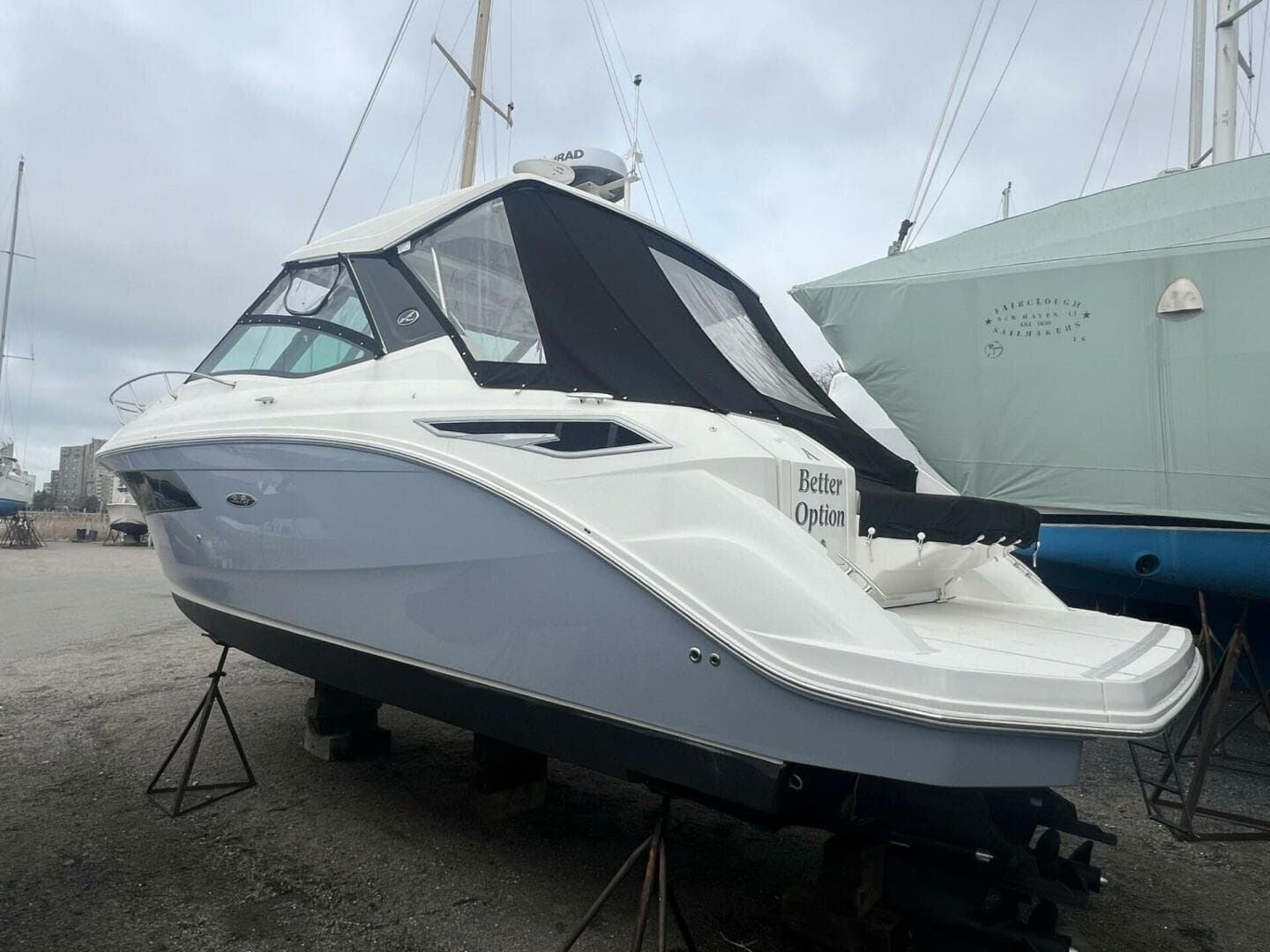 2023 Sea Ray 320 Sundancer