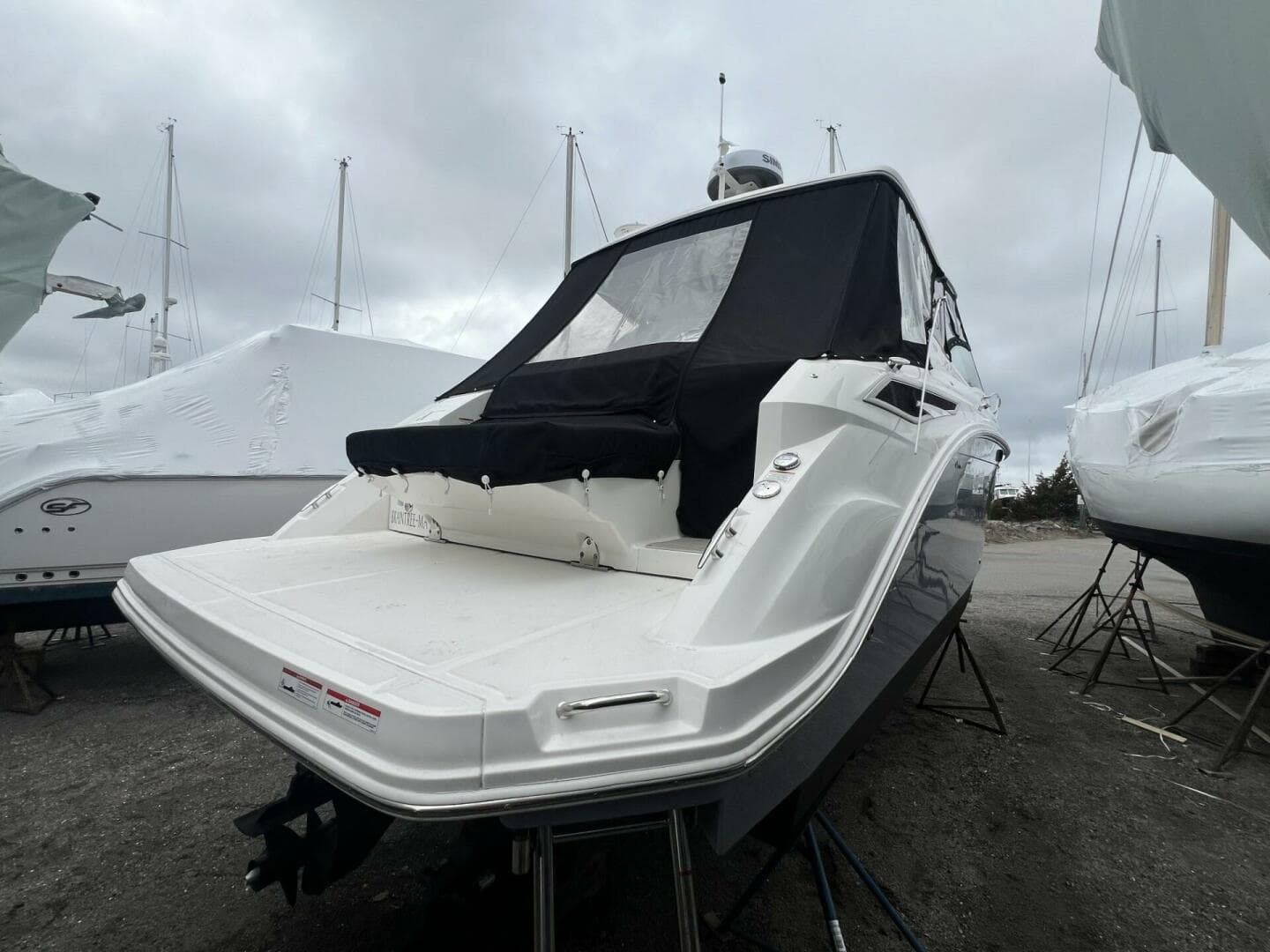 2023 Sea Ray 320 Sundancer