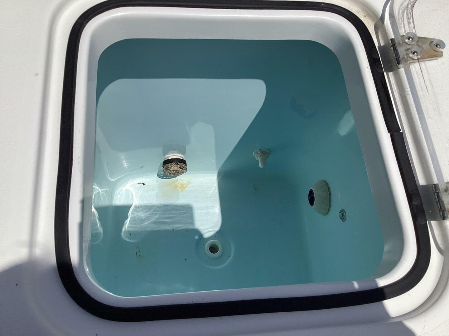 2018 Sea Hunt Gamefish 27