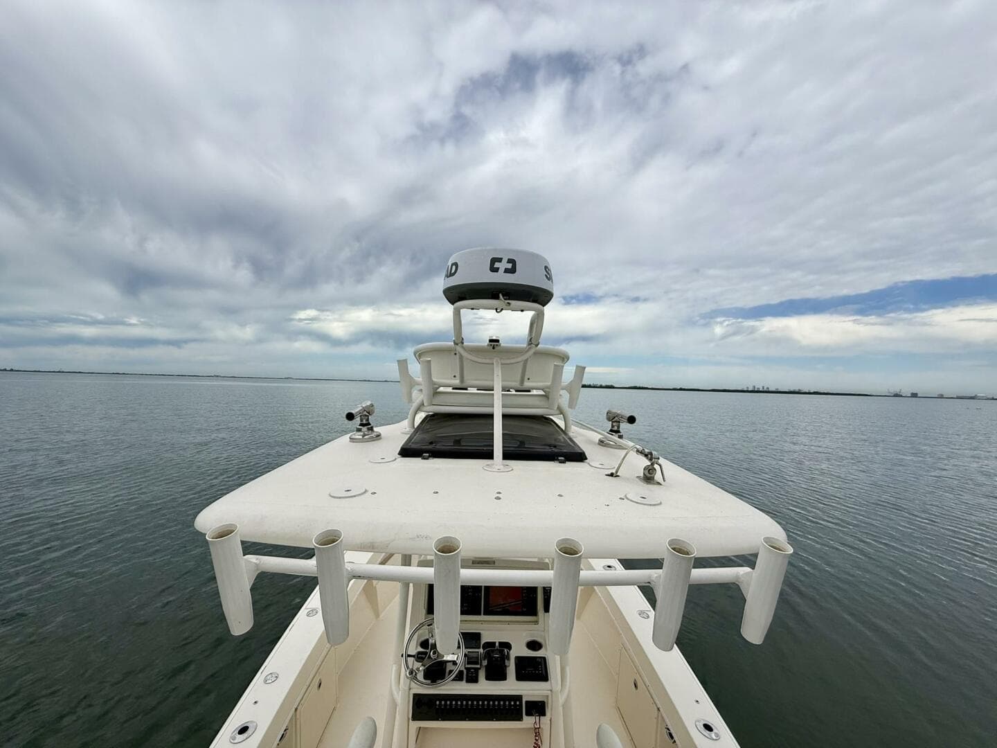 2019 Young Boats 27 - Rod Holders 