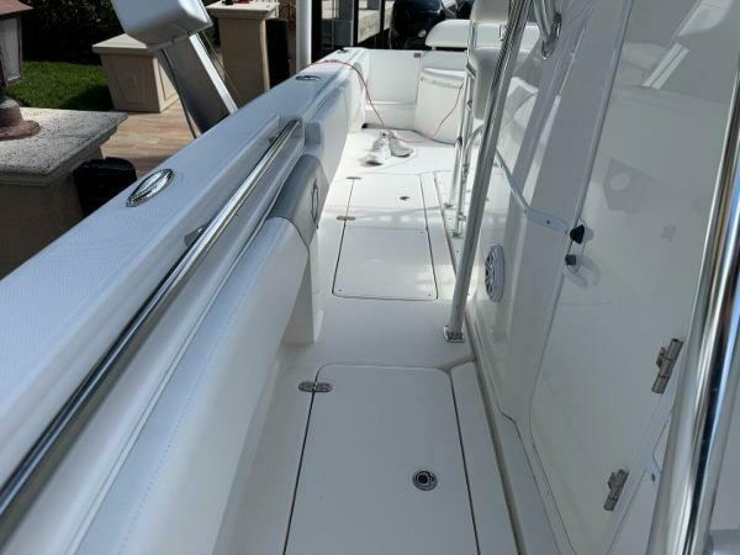 2008 Fountain 34 Center Consoles