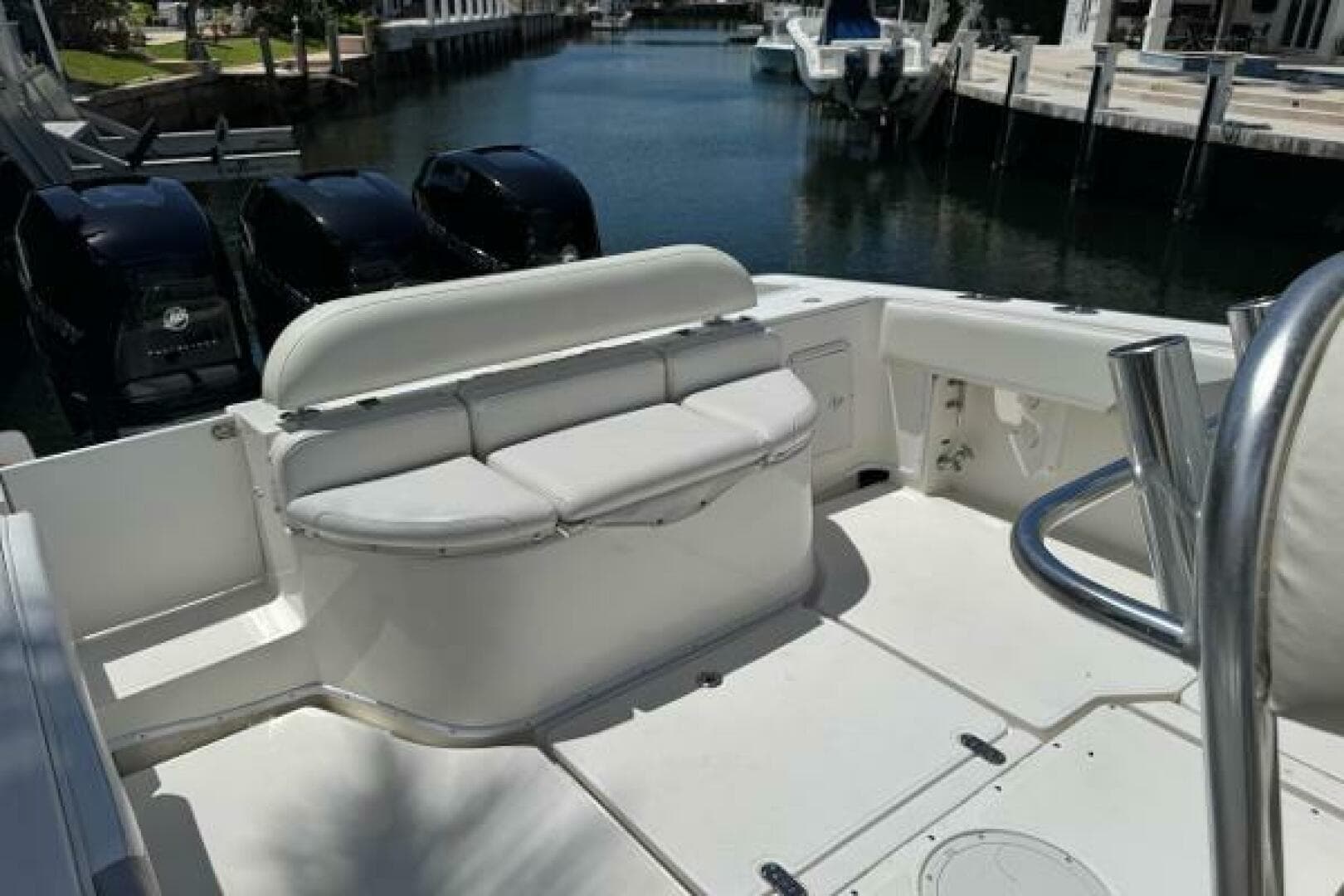 2008 Fountain 34 Center Consoles