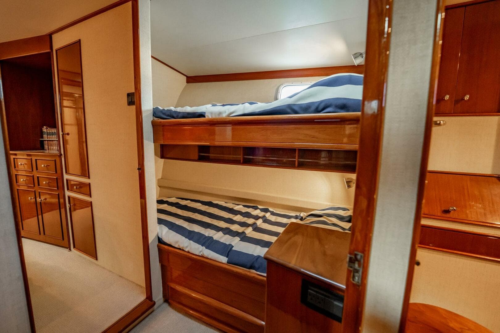 1983 Rybovich 55 Convertible